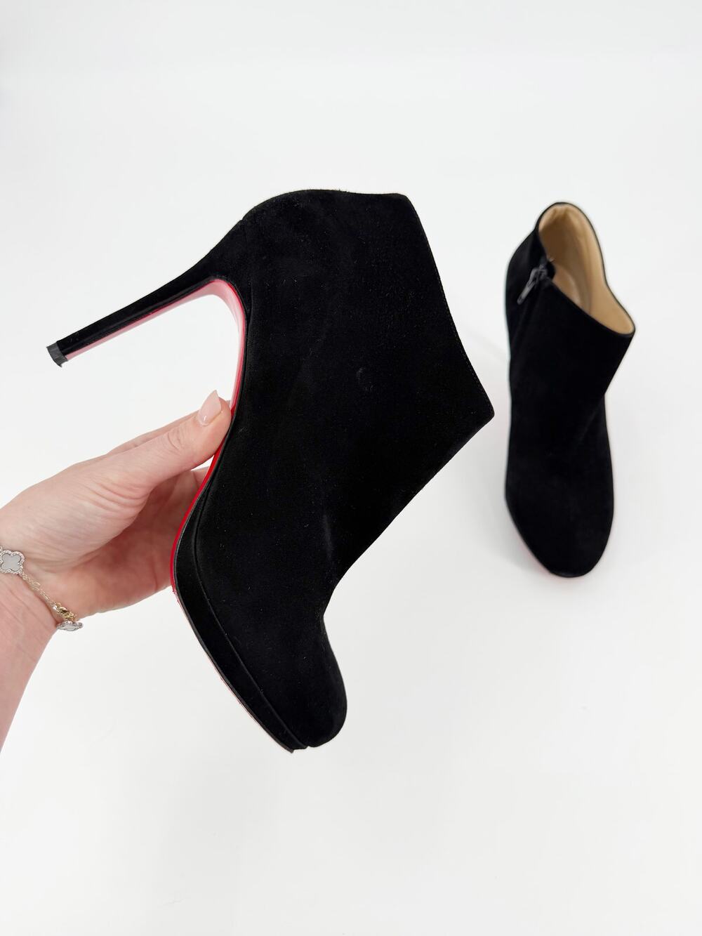 Christian Louboutin Bella Top Black Suede Ankle Booties Red Sole Box 40.5 10.5